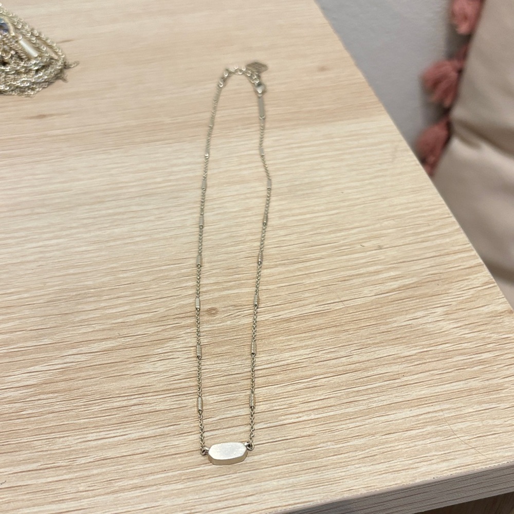 Kendra Scott Minimal Bar Pendant Necklace